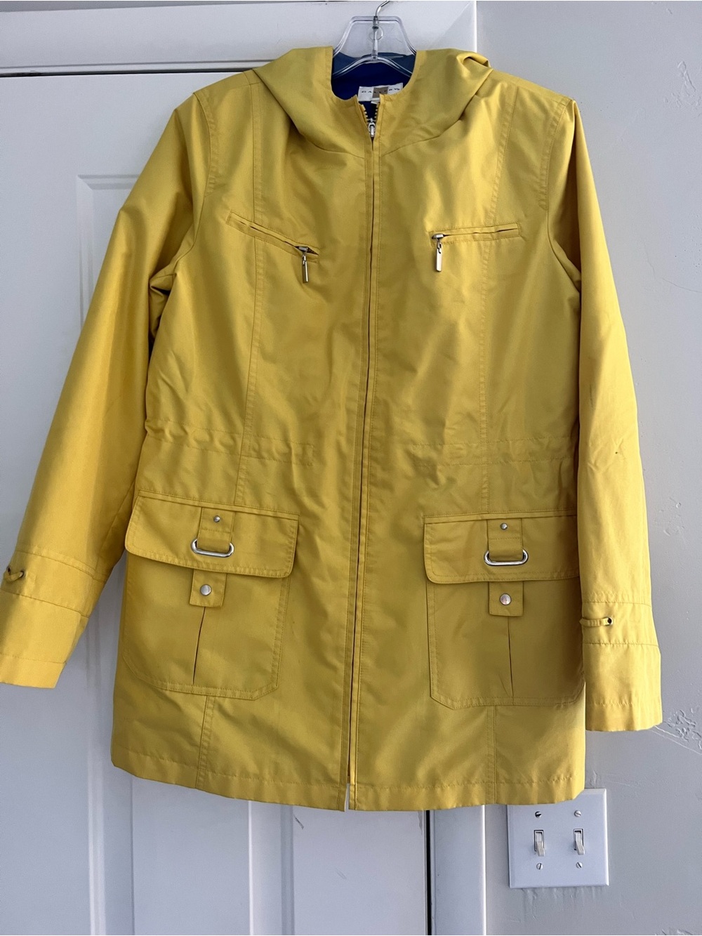 Gallery Yellow Hooded Jacket size Large